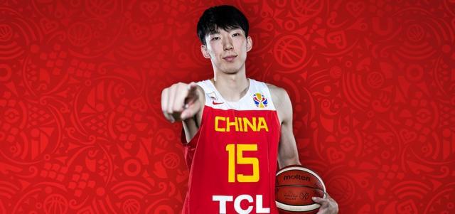 ppgame-狂砍双20的周琦！三年前的罪人 如今的男篮支柱